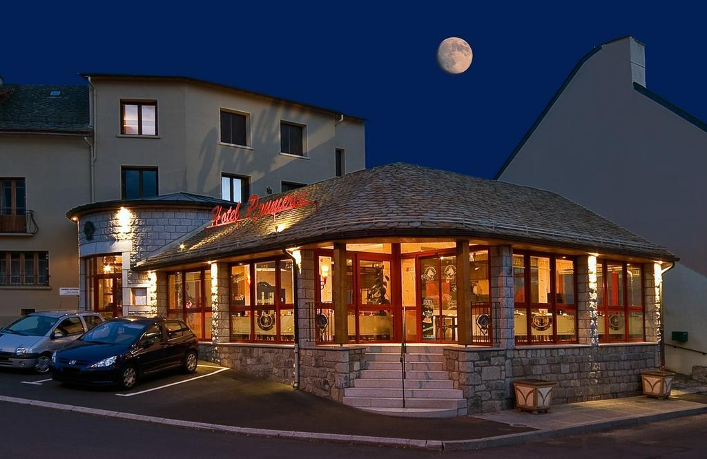 Hotel Restaurant Prunieres Aumont-Aubrac Buitenkant foto